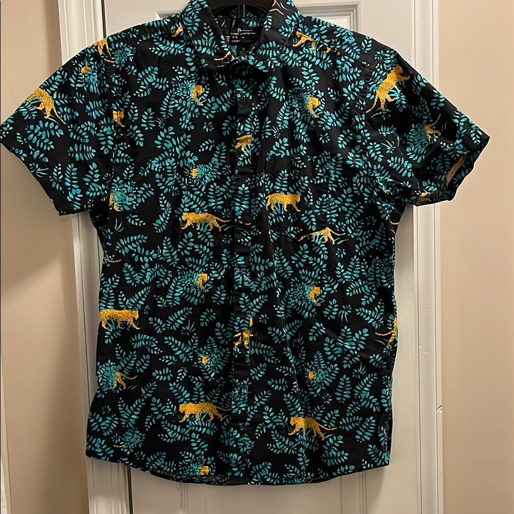 Marc Anthony Black and Green Casual Button Down Shirt